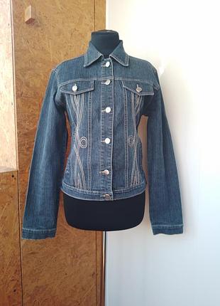 Джинсовая куртка джинсовка на пуговицах