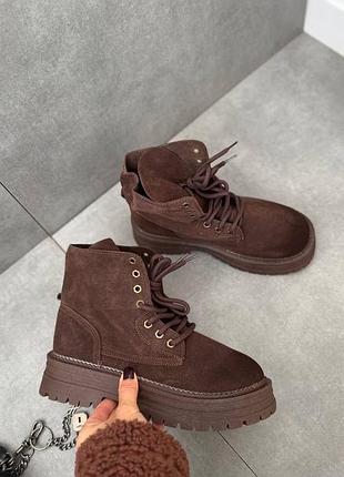 Черевики жіночі