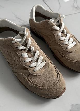 Щамшеві кросівки zara