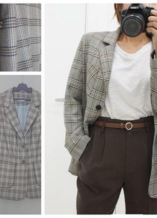 Стильний піджак блейзер в клітинку