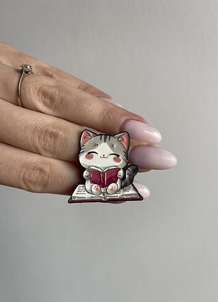 Пін значок металевий брошка “книжковий кіт” | пін значок для справжніх читачів
