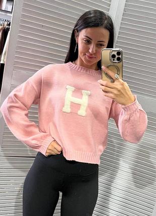Светр жіночий