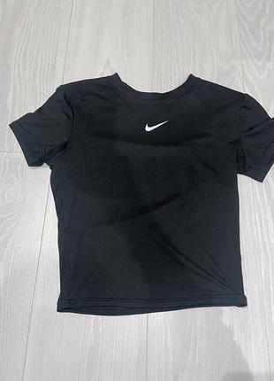 Футболка жіноча nike