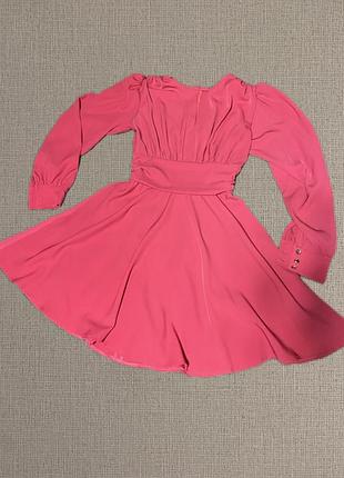 Сукня корсетна рожева з рукавами