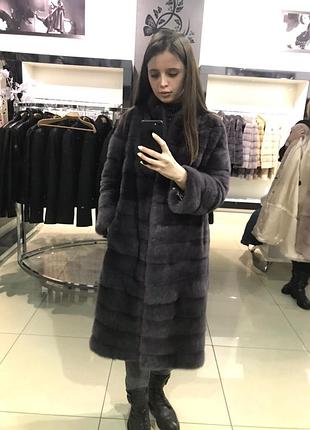 Шуба норкова натуральна в ідеальному стані.