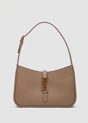 Сумка hobo le 5 a 7 saint leather shoulder bag in laurent beige/gold