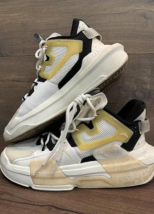 Кросівки anta 6 , устілка 23,5 см модель 2020 року