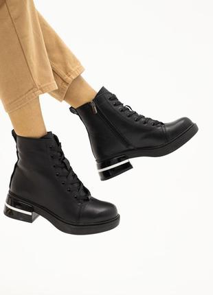 Женские ботинки кожаные зимние черные4 фото
