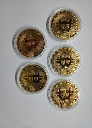 Набор пять монет биткоина під срібло, або п'ять монет біткоіна під золото