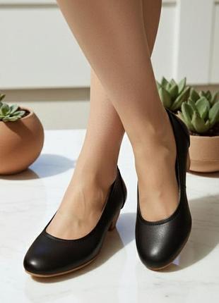 Жіночі туфлі,великі,нові,недорогі ariane,німеччина,р.44