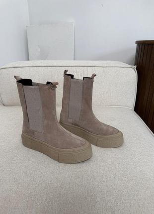 Замшеві черевики лате