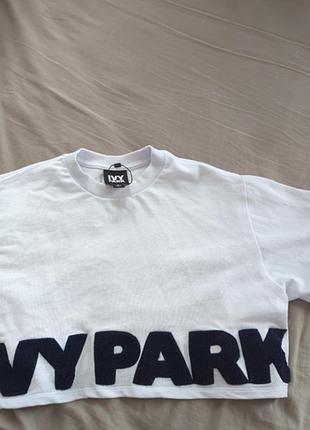 Укорочена футболка