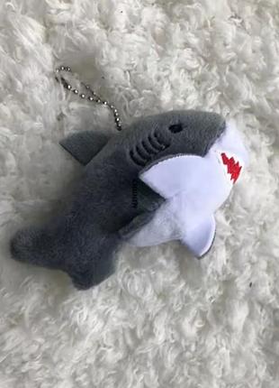 Іграшка-брелок акула з ікеї