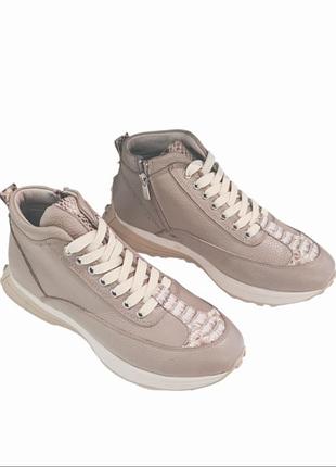 Черевики чоботи ботинки сапоги