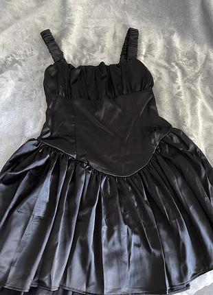 Сатинова сукня нова