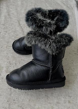 Чобітки зимові універсальні, розмір 26. шкіра. дуже теплі.