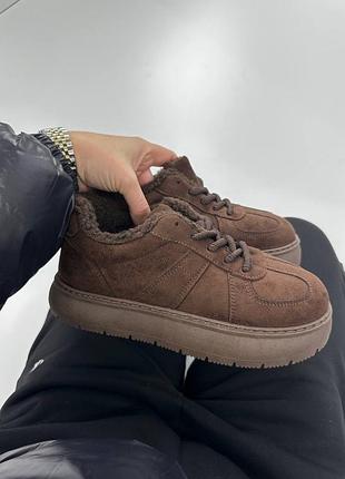 Кросівки зима шоколад черевики
