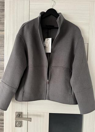 Шикарное полу пальто zara