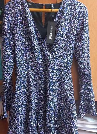 Сукня на запах з шортами