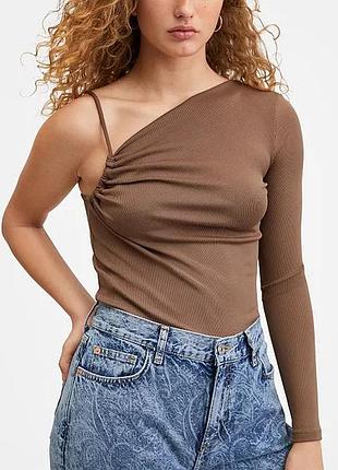 Продаю стильний топ mng (mango)