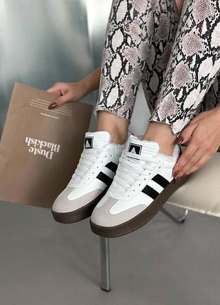 Женская зимняя обувь