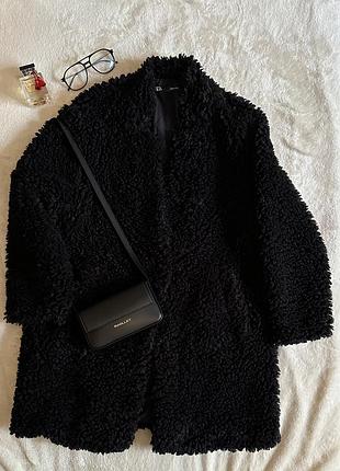 Мягеньке тедді пальто з підкладкою бренду zara