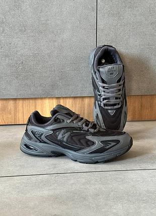 Чоловічі кросівки