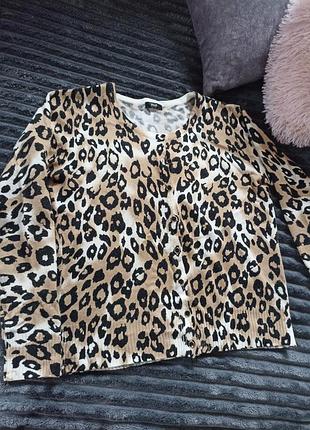 Кофта жіноча