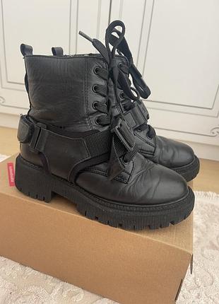 Зимові бот нет черевики evie