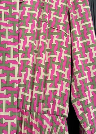 Платье из шелка