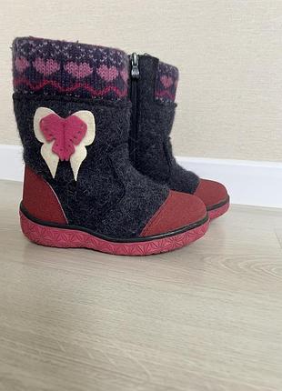 Теплі чоботи валянки на мороз