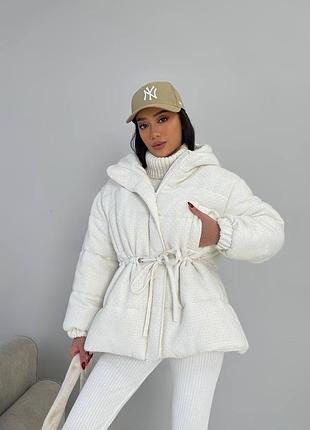 Куртка жіноча