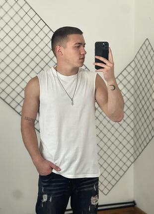 Біла оверсайз майка divided