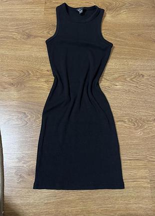 Сукня в обтяжку