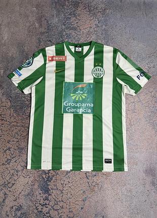 Футбольна джерсі 2004 року вінтаж