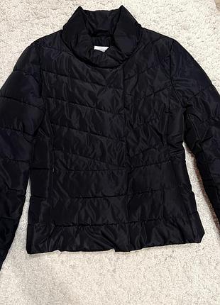 Жіноча куртка