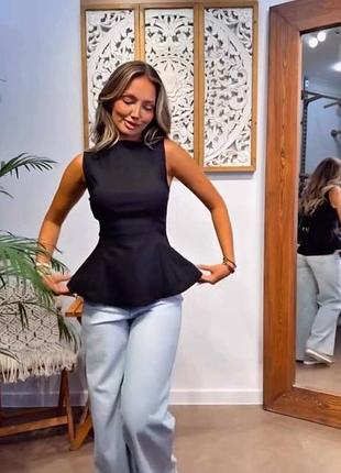 Стильна, вишукана кофтинки