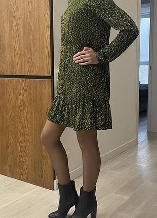 Платье леопардовое h&m р.36