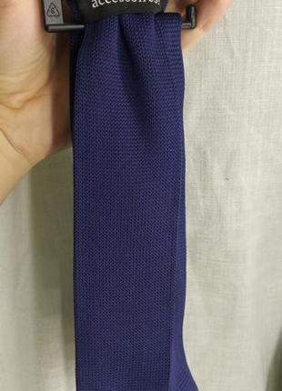 Ефектний новий галстук c&a accessoires квадратний низ новий синій3 фото