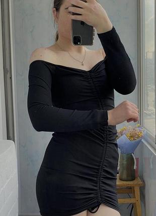 Платье prettylittlething xs-s