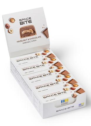 Протеїновий батончик space bite - 10x45g hazelnut chocolate