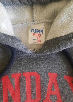 Тепла кофта yuppi 4