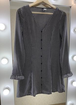Платье на пуговицах с v-вырезом принт гусиная лапка от h&m4 фото