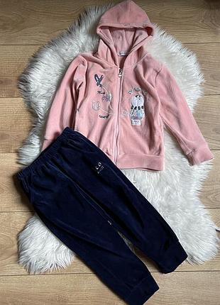 Костюм на дівчинку 5 років