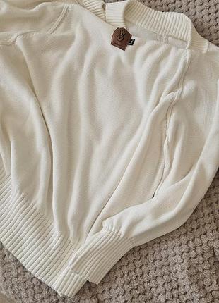Новая кофта бело - молочная м- л свободного кроя 6
