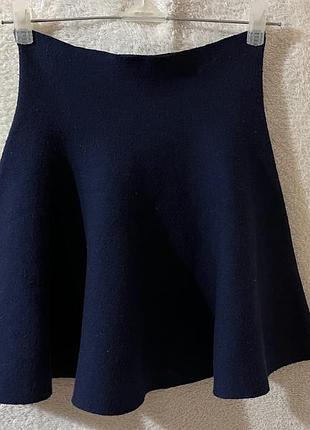 Трикотажная юбка синего цвета