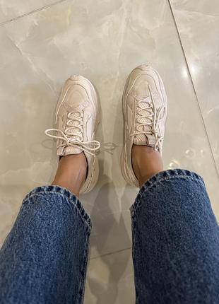 Кросівки бежеві nike, розмір 7, стан ідеальний