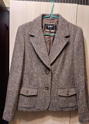 Пиджак женский из шерсти на 35% в английском стиле от per una m&amp;s в m/l размере