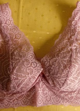 Бюстгалтер мереживний на поролоні intimissimi 80b