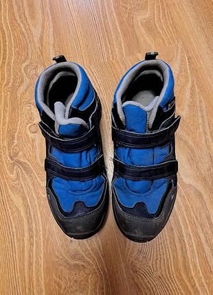 Ботинки  демисезонные gvechua 30p